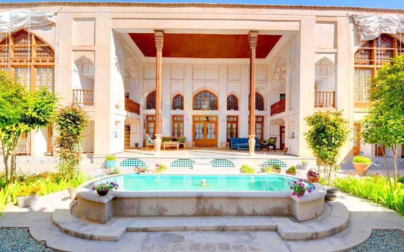 Khaneh Bekhridi