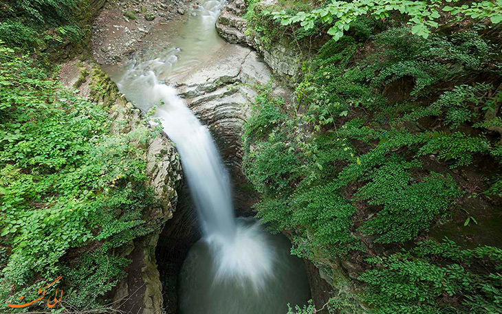 Visadar waterfall: