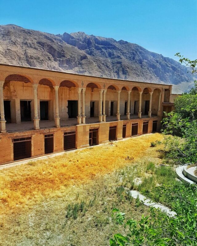 The fortress of Nasir Khan Bakhtiari Sardar Jang