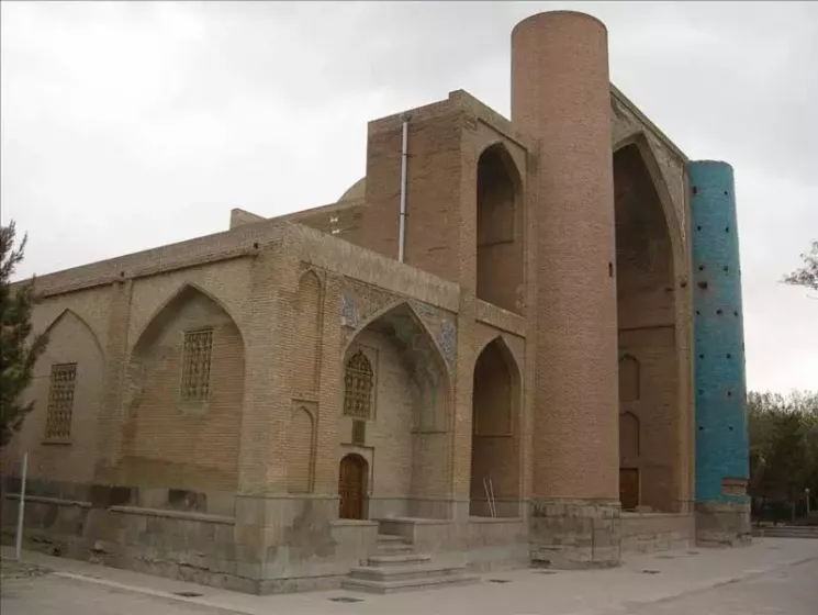 The tomb of Sheikh Shahabuddin Ahri