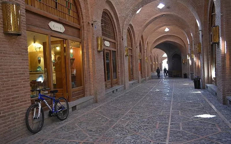 Qazvin market