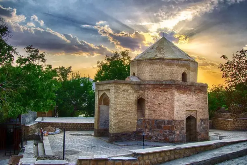 Tomb of Shah Gharib