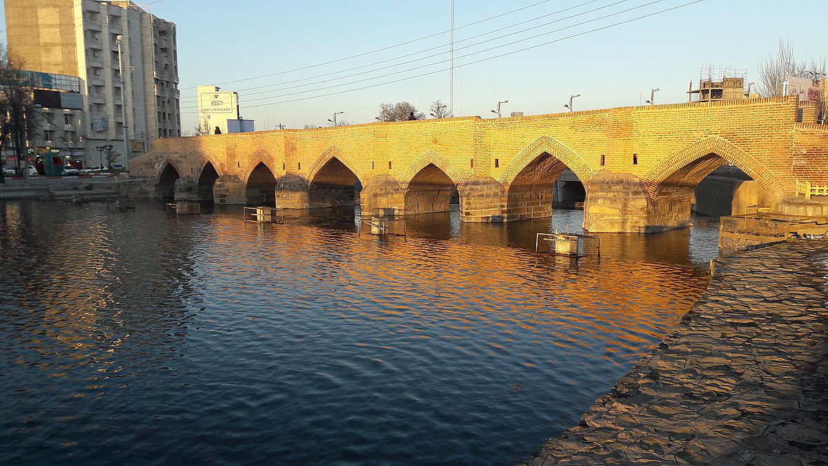 Haft Cheshme Bridge (Dash Kesen Bridge)