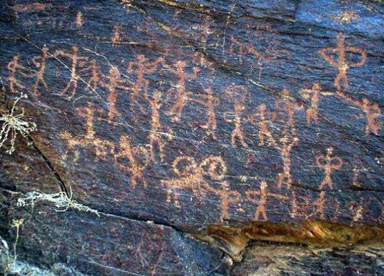 Qalher petroglyphs