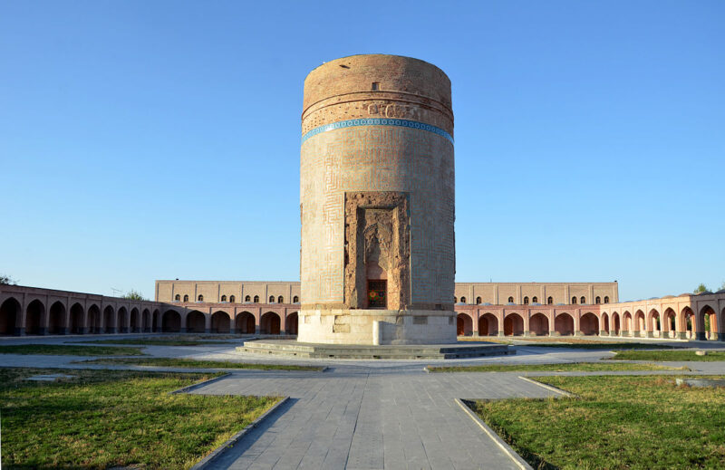 Sheikh Haider's tomb, Nagini in Meshgin Shahr