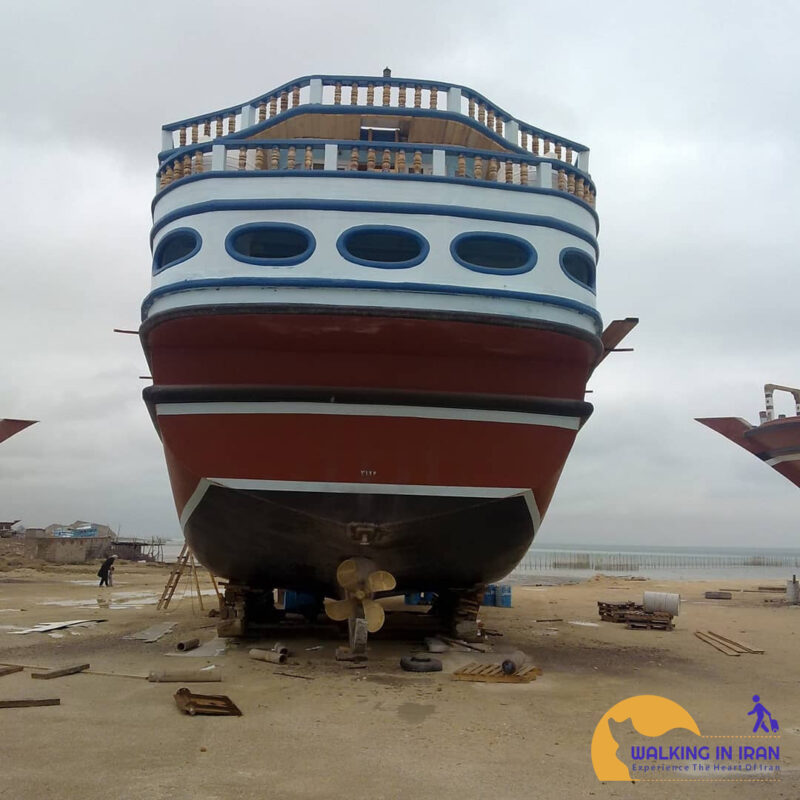 Goran Qeshm barge-making workshop