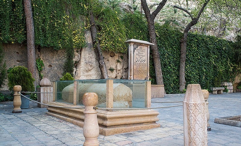 The tomb of Khajovi Kermani