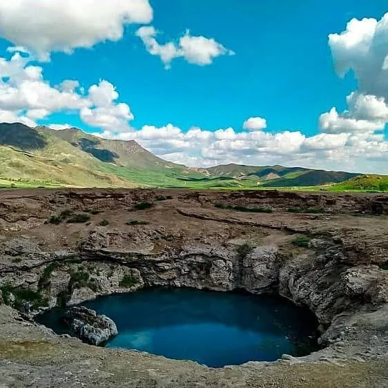 The Qinarcheh Hot Spring