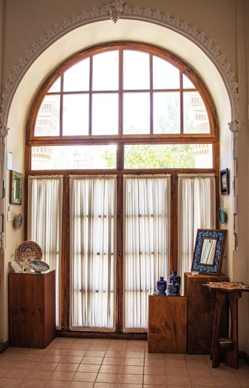 The Sarraflar House (Tabriz Pottery Museum)