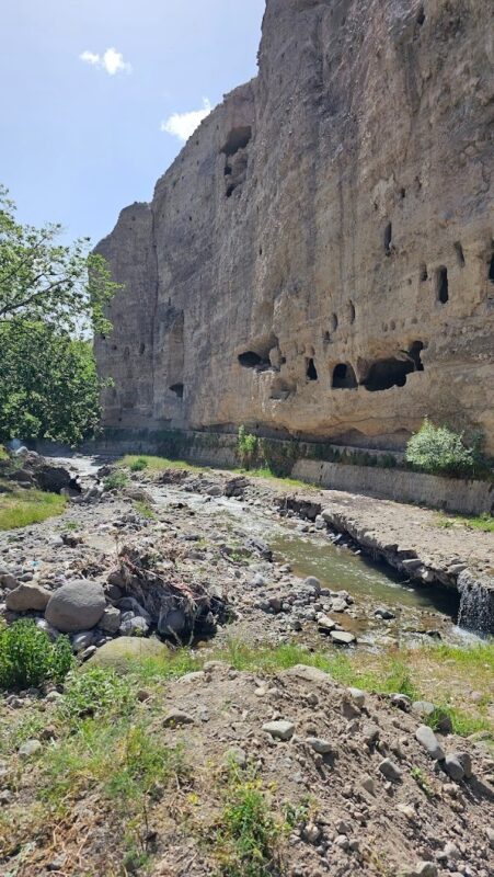 The Jerāʿil Rock House The Jerāʿil Rock House
