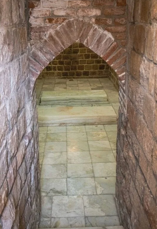 The Mausoleum of Do Kamel