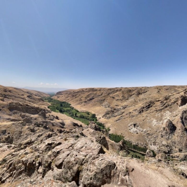 The Urartian Cuneiform Inscription of Razliq