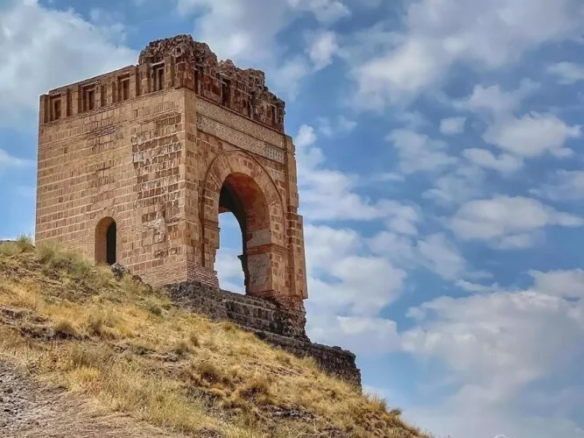 The Zahhak Castle
