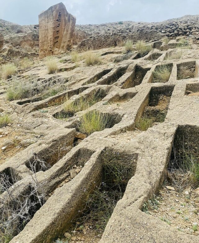 Rocky Cemetery of Siraf